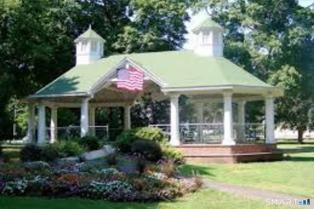 50 Vine Street, Stratford, CT 06614
