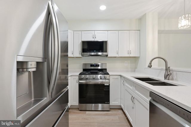 5957 HAVENER HOUSE WAY, Centreville, VA 20120