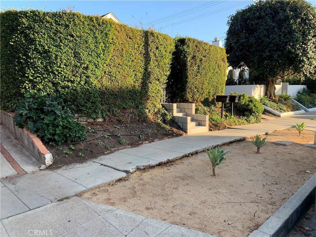 716 N Sierra Bonita Avenue, Los Angeles, CA 90046