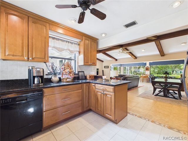 650 E Dakota Court, Hernando, FL 34442