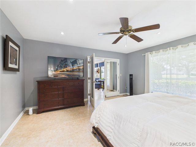 650 E Dakota Court, Hernando, FL 34442