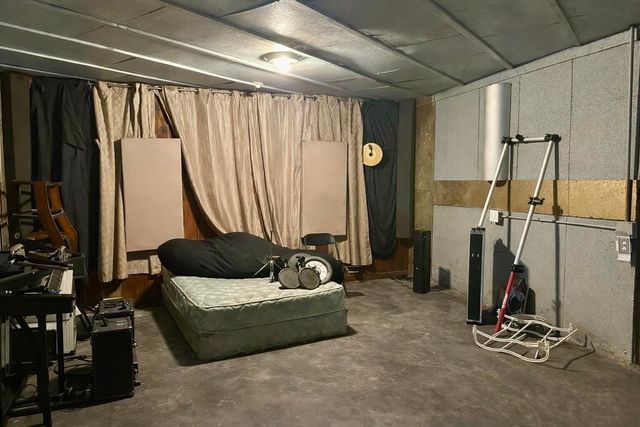 408 Walnut Street, West Plains, MO 65775