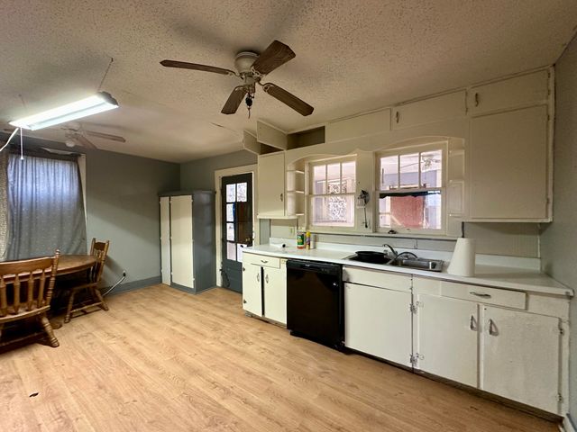 408 Walnut Street, West Plains, MO 65775