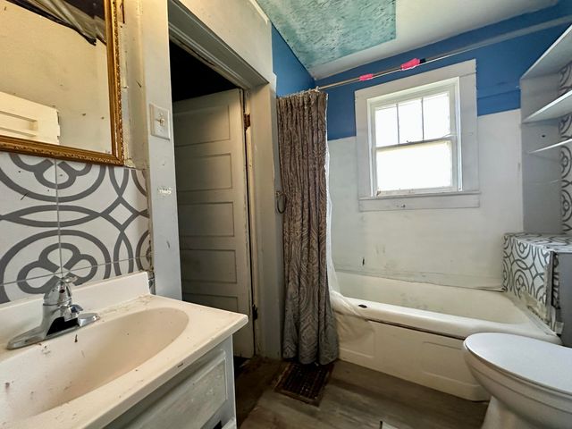 408 Walnut Street, West Plains, MO 65775