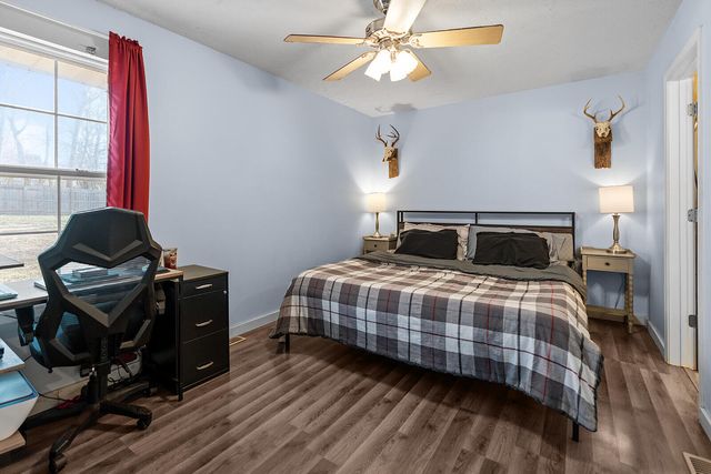 410 N Gordon Avenue, Ash Grove, MO 65604