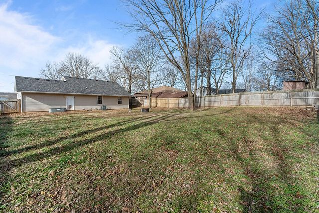410 N Gordon Avenue, Ash Grove, MO 65604