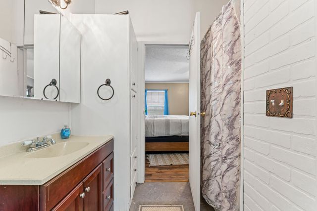 112 N Fork Dr, Chapel Hill, TN 37034