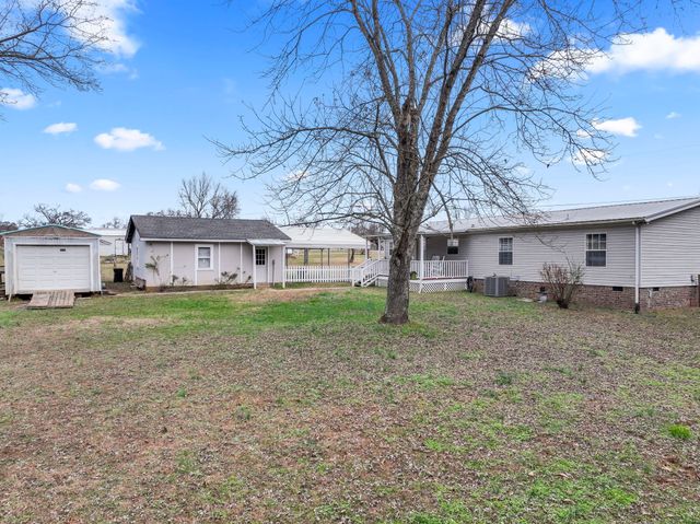 112 N Fork Dr, Chapel Hill, TN 37034