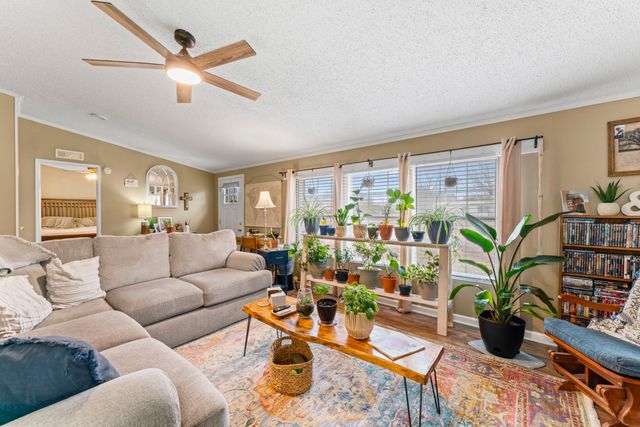 112 N Fork Dr, Chapel Hill, TN 37034