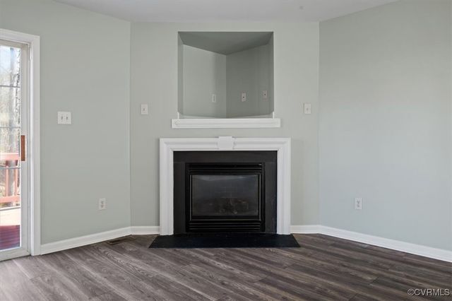 2567 Exhall Ct, Chester, VA 23831