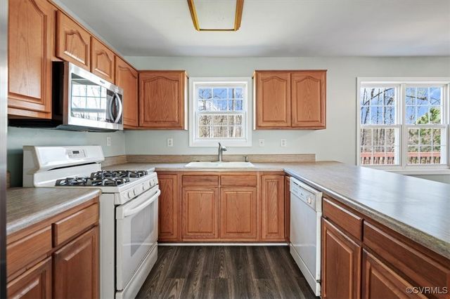 2567 Exhall Ct, Chester, VA 23831