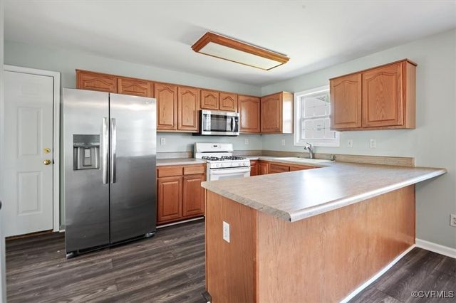 2567 Exhall Ct, Chester, VA 23831