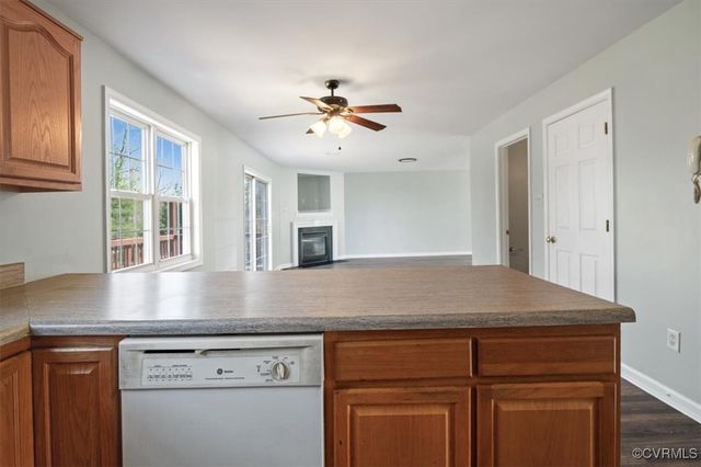 2567 Exhall Ct, Chester, VA 23831