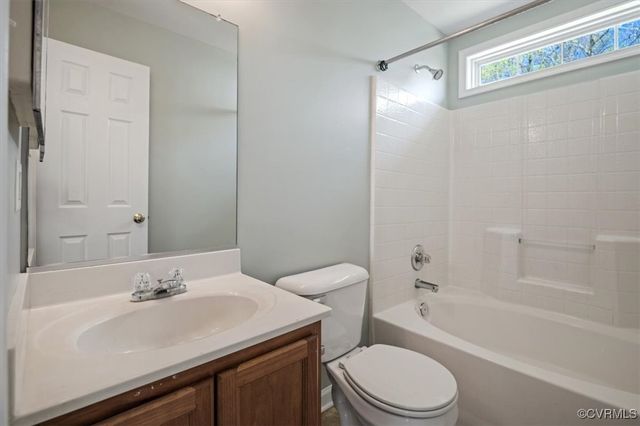 2567 Exhall Ct, Chester, VA 23831