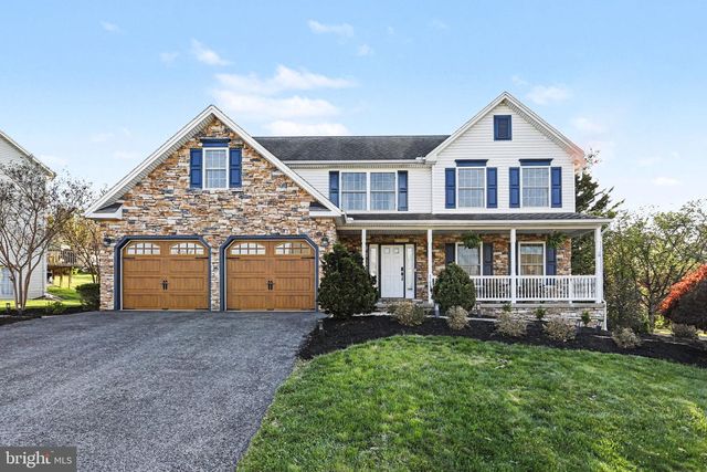 6507 LIPTAK DR, Harrisburg, PA 17112