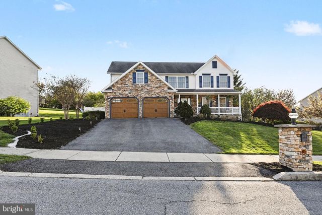 6507 LIPTAK DR, Harrisburg, PA 17112