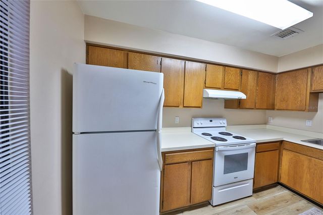 1305 PARK VILLA PLACE, Winter Springs, FL 32708