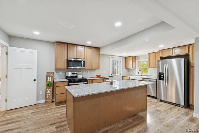 2301 N Wilmoth Highway, Adrian, MI 49221