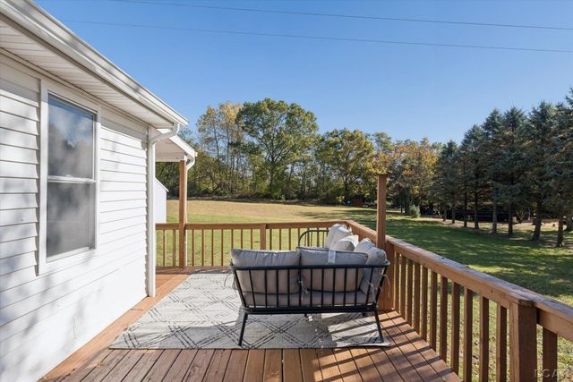 2301 N Wilmoth Highway, Adrian, MI 49221