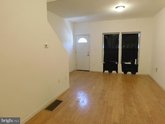 741 N 39TH ST, Philadelphia, PA 19104