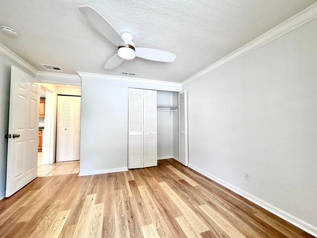 7168 SOUTHGATE Boulevard 7168, Tamarac, FL 33321