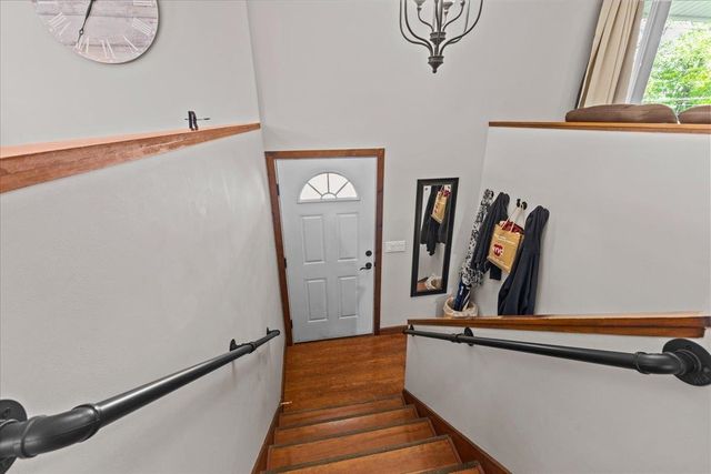 17 Woodland Drive, Barre City, VT 05641