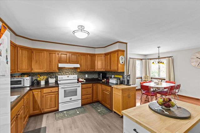 17 Woodland Drive, Barre City, VT 05641