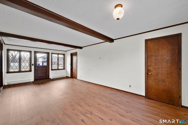 10 Helena Lane, Windsor Locks, CT 06096