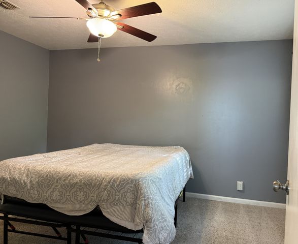 1011 Lassiter Dr, Goodlettsville, TN 37072