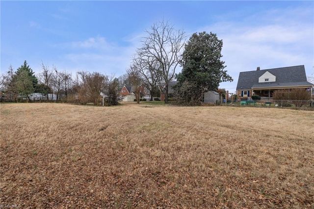 505 Salisbury Street, Kernersville, NC 27284