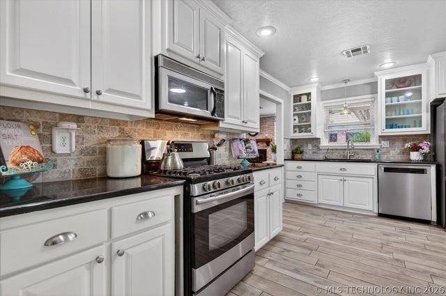 1309 Harned Drive, Bartlesville, OK 74006