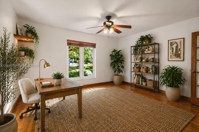 739 Lakeview Dr, Miami Beach, FL 33140