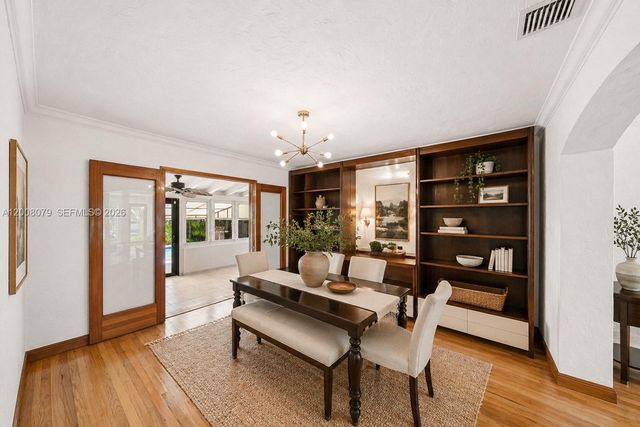 739 Lakeview Dr, Miami Beach, FL 33140