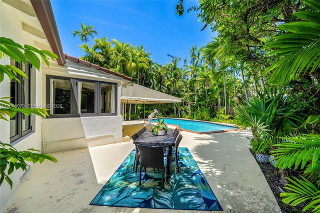 739 Lakeview Dr, Miami Beach, FL 33140