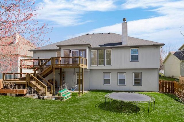 13208 Jim's Court, Smithville, MO 64089