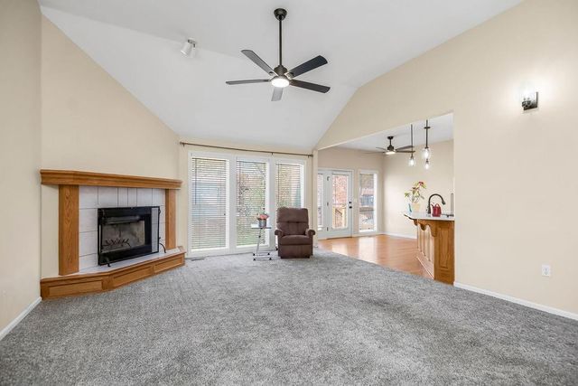 13208 Jim's Court, Smithville, MO 64089