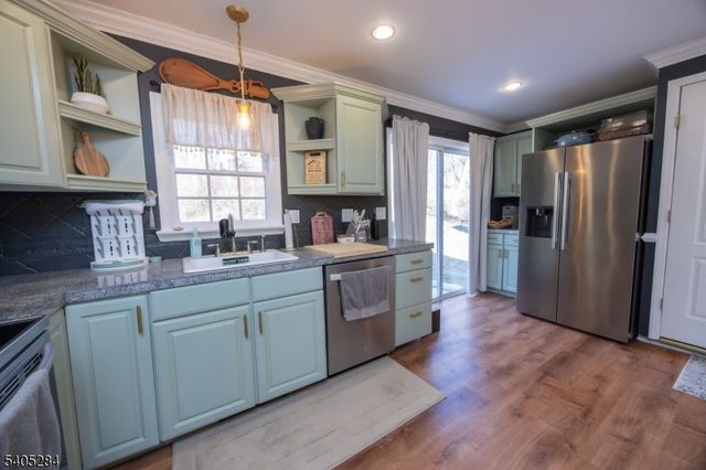 8 Luchetti Way, Andover Twp., NJ 07860