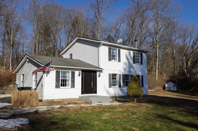 8 Luchetti Way, Andover Twp., NJ 07860