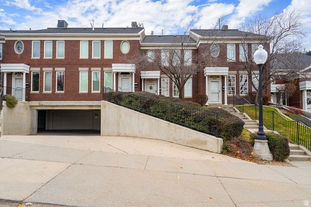 468 N E ST, Salt Lake City, UT 84103