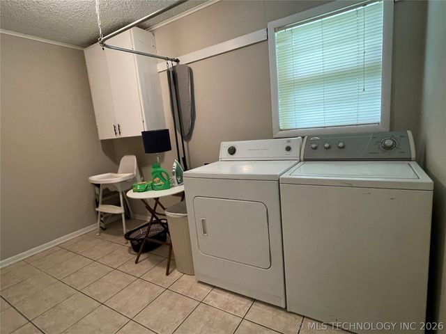 101 E 7th Street, Owasso, OK 74055