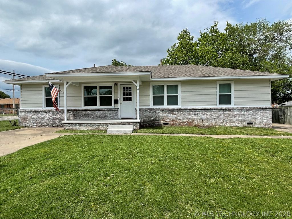 101 E 7th Street, Owasso, OK 74055