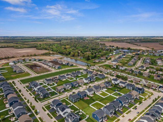 3764 St James Court, Elgin, IL 60124