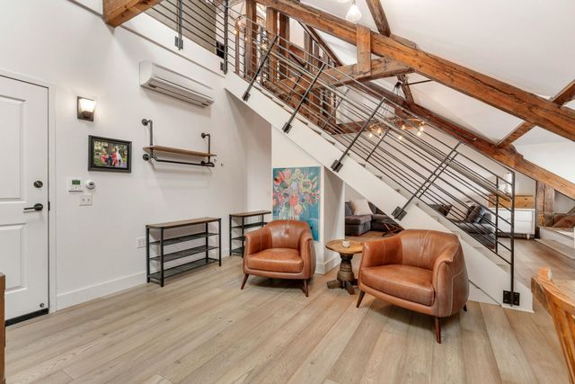375 North Ave Apt 503, Burlington, VT 05401