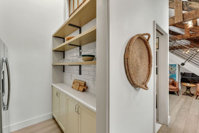375 North Ave Apt 503, Burlington, VT 05401