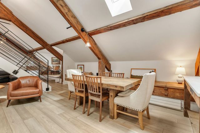 375 North Ave Apt 503, Burlington, VT 05401