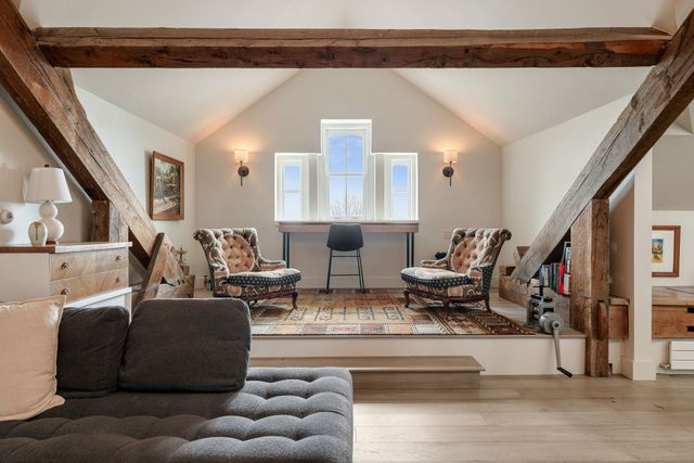 375 North Ave Apt 503, Burlington, VT 05401