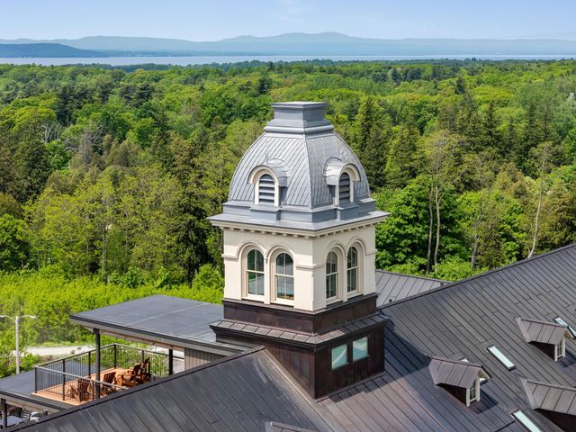 375 North Ave Apt 503, Burlington, VT 05401