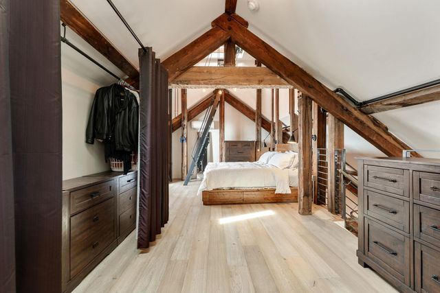 375 North Ave Apt 503, Burlington, VT 05401