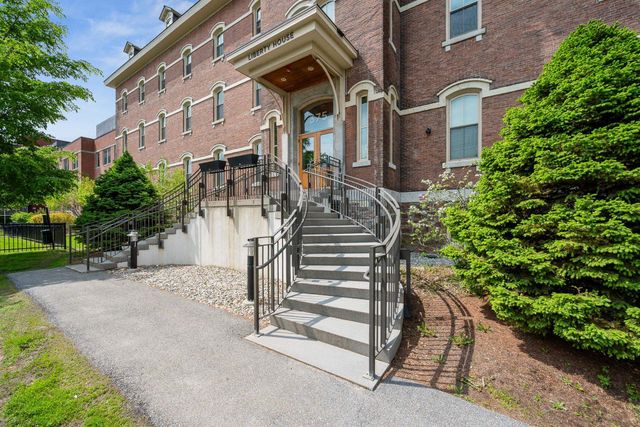 375 North Ave Apt 503, Burlington, VT 05401