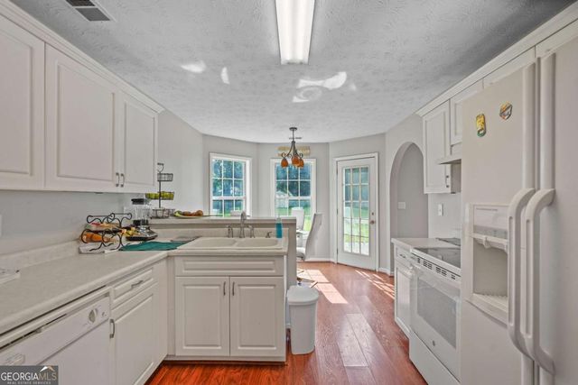 4770 Beaver Road, Loganville, GA 30052